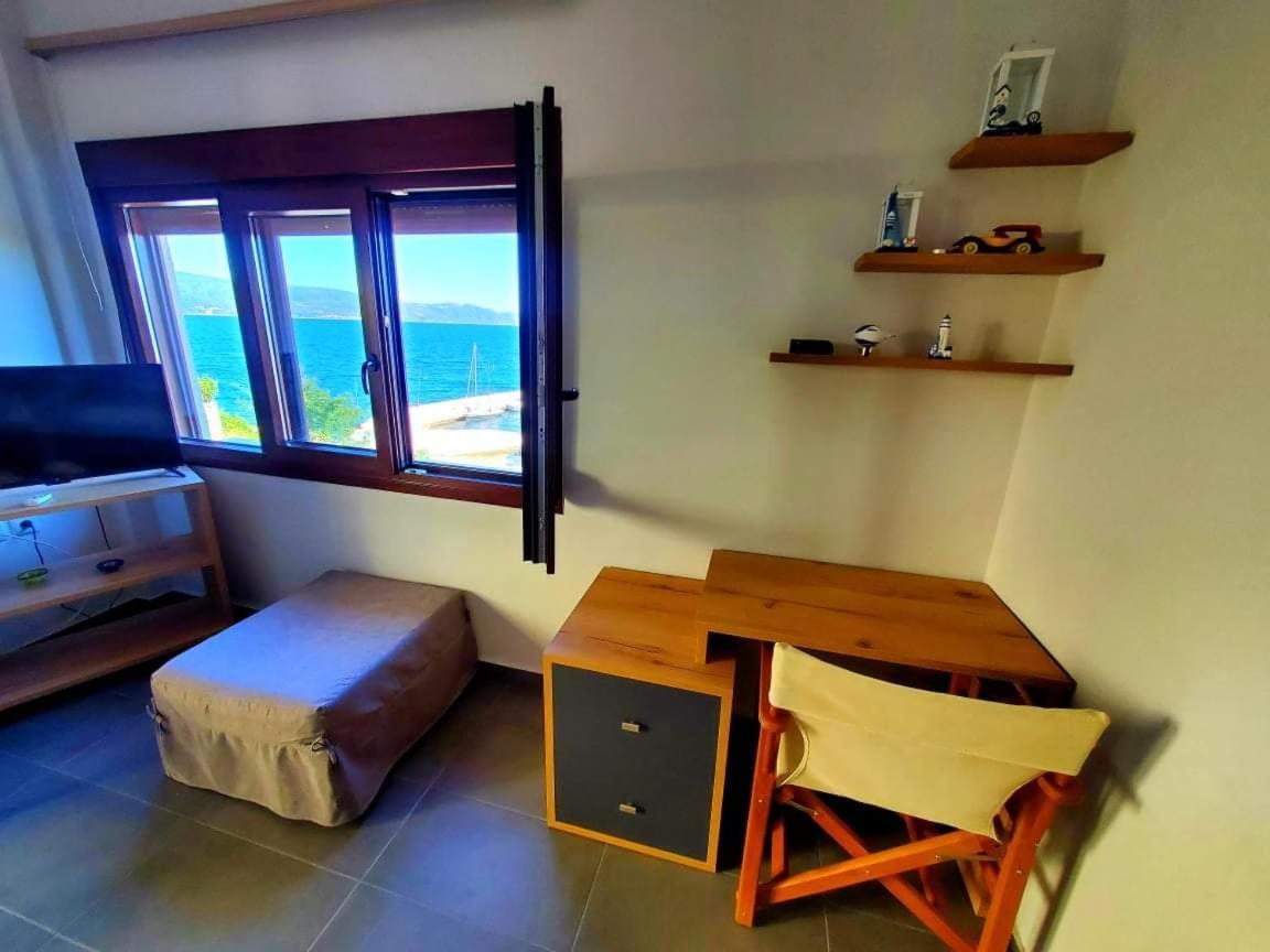 Gianni'S Apartment 1 By The Sea Amoliani Exteriör bild